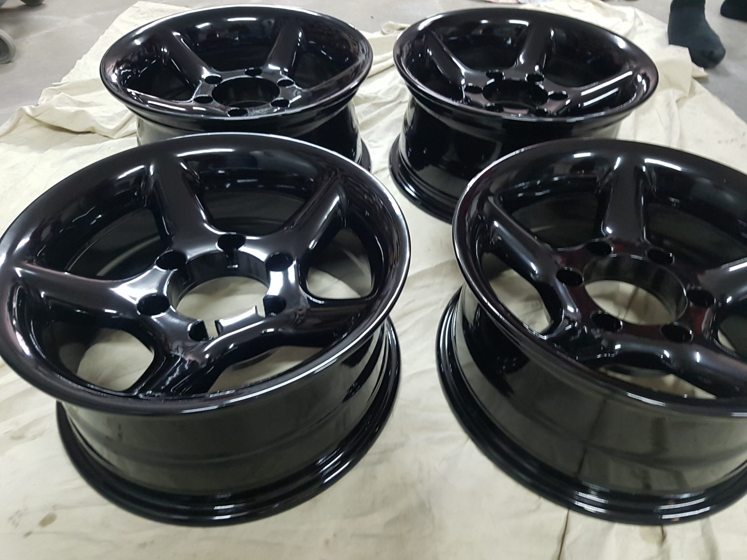 wheels-Hylux-finishs-scaled.jpg